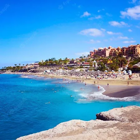Paddle & Tennis Courts And Swimming Pool Cristianos Arona (Tenerife)